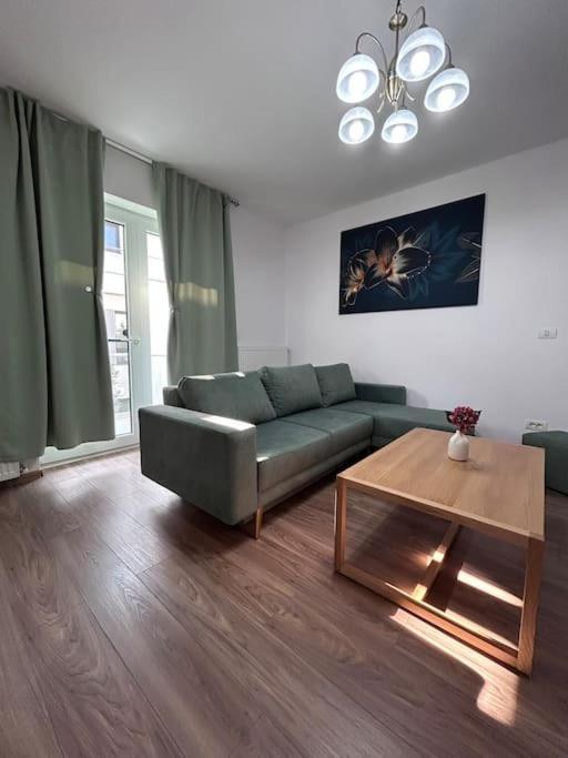 Braytim Residence Free Private Parking Giroc Bagian luar foto